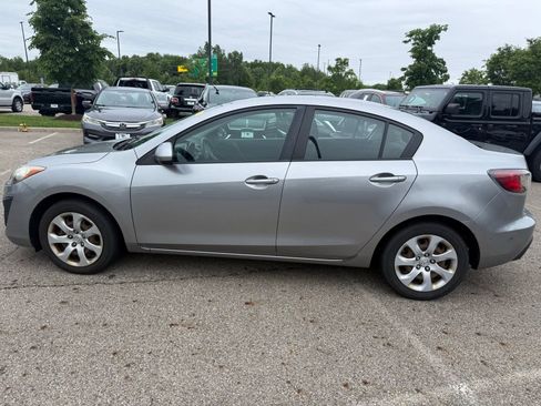 Used 2011 MAZDA MAZDA3 i Sport FWD image 8