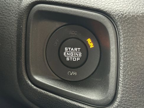 New 2026 Jeep Gladiator Sport image 20