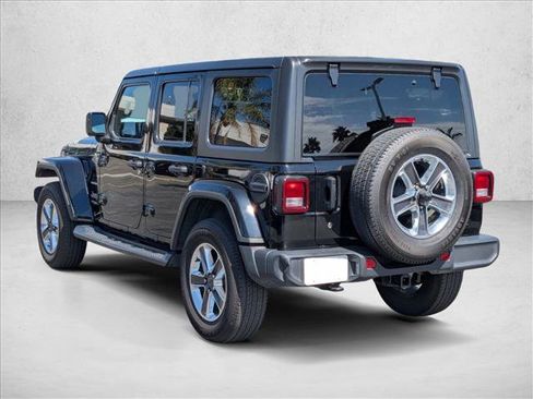 Used 2020 Jeep Wrangler Unlimited Sahara w/ Uconnect 4C Nav & Sound Group image 7