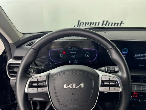 Used 2023 Kia Telluride S w/ S Sunroof Package AWD/4WD image 22