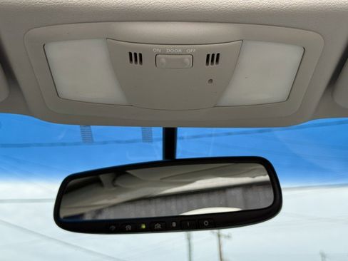 Used 2011 INFINITI G37 Sport w/ Premium Pkg image 26