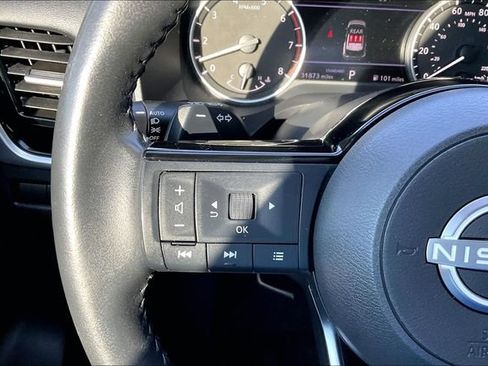 Certified 2023 Nissan Rogue SL w/ SL Premium Package FWD image 16