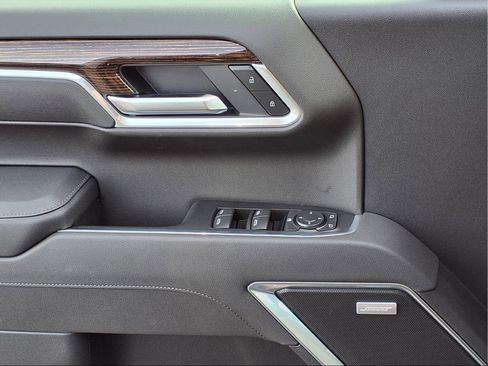 New 2026 GMC Sierra 1500 Elevation w/ Elevation Premium Package AWD/4WD image 15