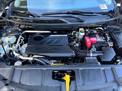Certified 2024 Nissan Rogue SL w/ SL Premium Package image 32