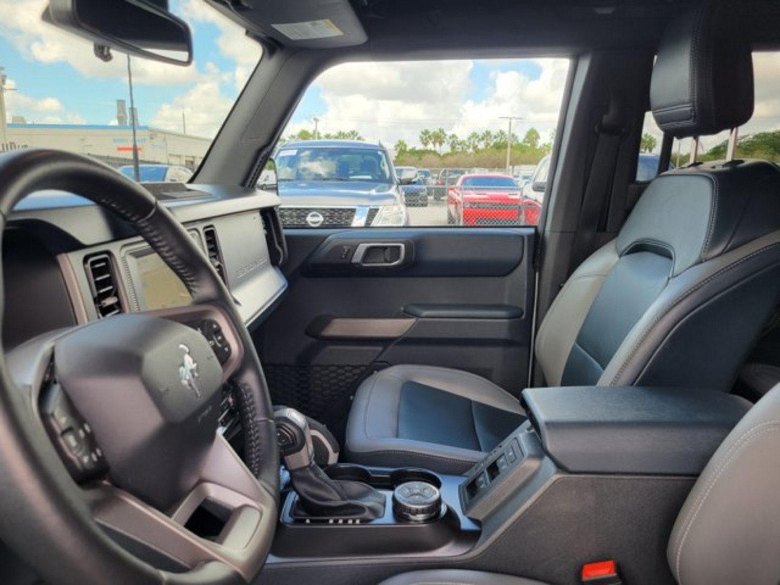Used 2023 Ford Bronco Outer Banks AWD/4WD image 10