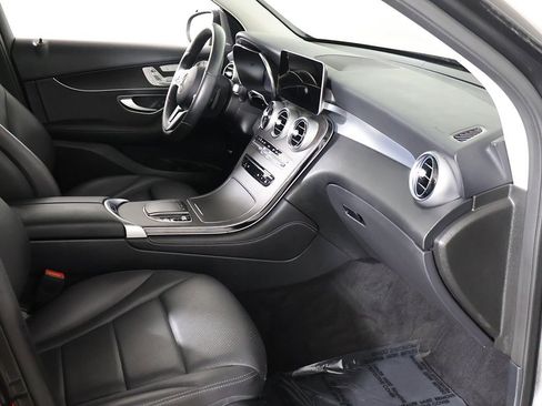 Used 2021 Mercedes-Benz GLC 300 GLC 300 w/ Multimedia Package image 27