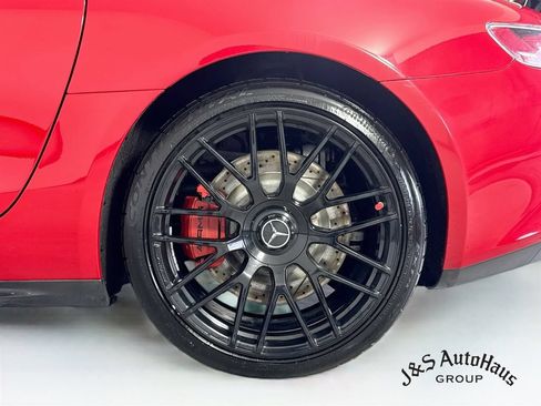 Used 2019 Mercedes-Benz AMG GT Coupe image 38