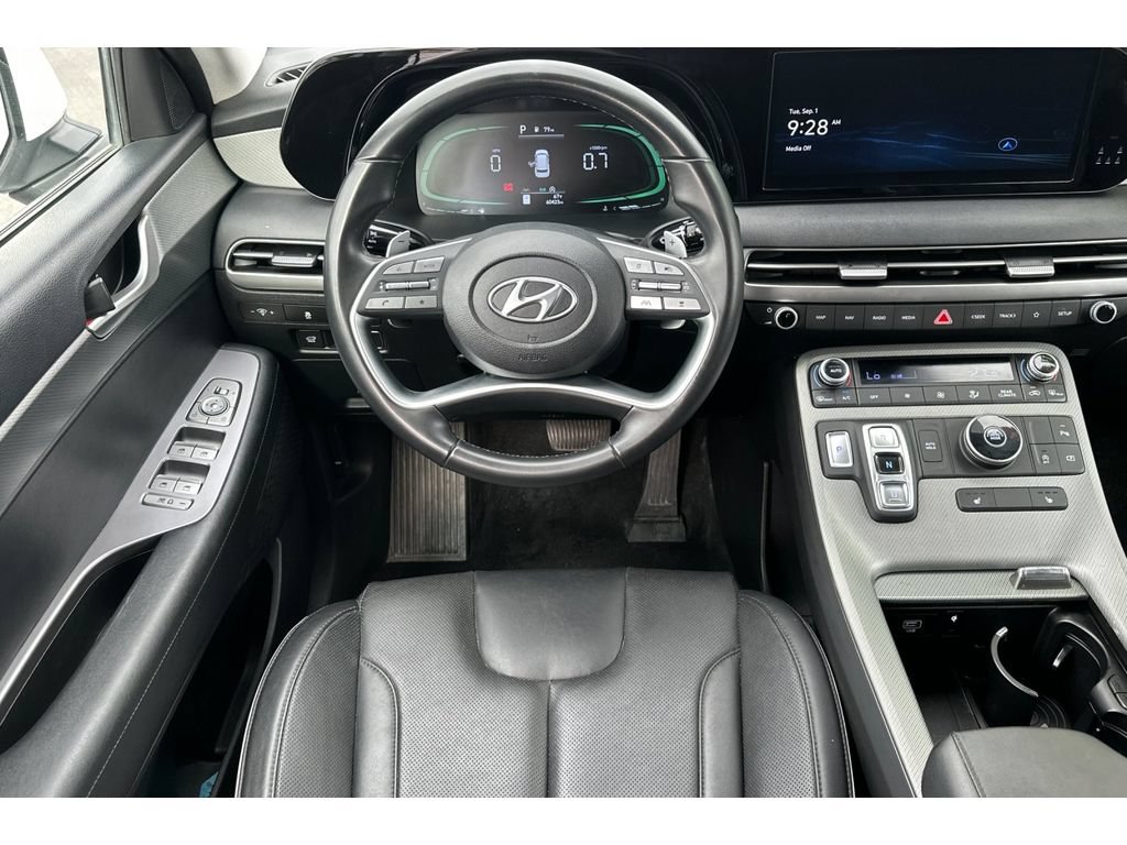 Used 2024 Hyundai Palisade SEL FWD image 16