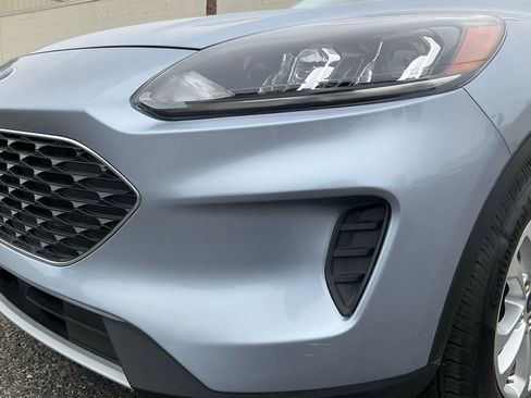 Used 2022 Ford Escape SE image 77