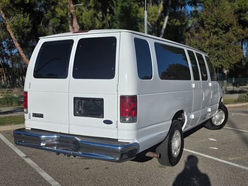 Used 2002 Ford E-350 and Econoline 350 XLT image 5
