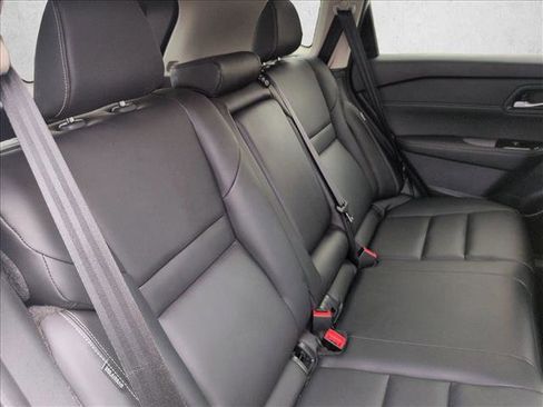 Used 2024 Nissan Rogue SL FWD image 20