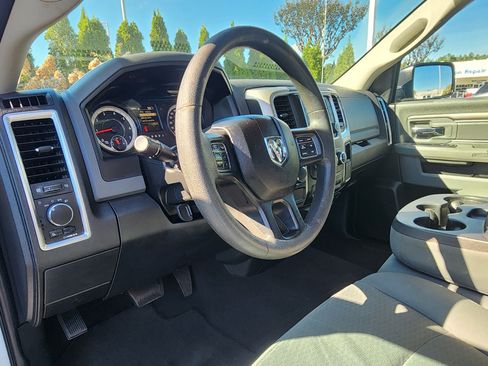 Used 2017 RAM 1500 Classic SLT image 21