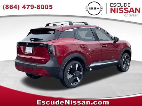 New 2026 Nissan Kicks SR w/ Cold Weather Package FWD image 3