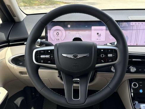 New 2026 Genesis GV70 2.5T AWD/4WD image 15