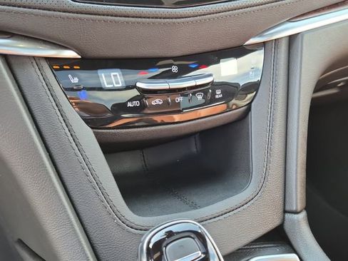 Used 2023 Cadillac XT5 Premium Luxury image 30