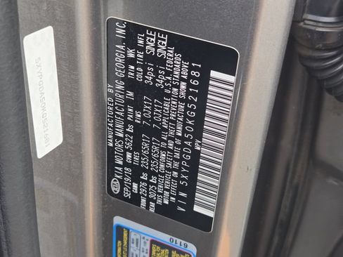 Used 2019 Kia Sorento AWD V6 image 34