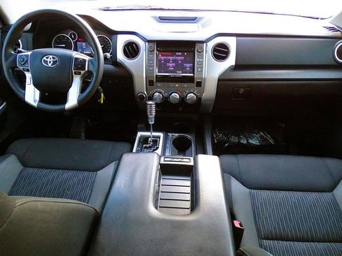 Used 2014 Toyota Tundra SR5 w/ SR5 Upgrade Package AWD/4WD image 32