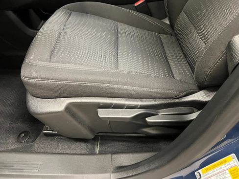 Used 2025 Chevrolet Equinox LT image 22