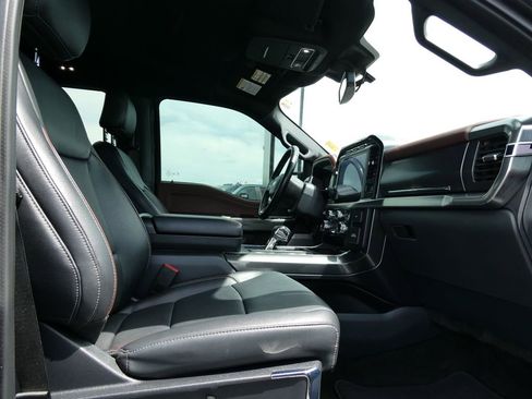 Used 2022 Ford F150 Lariat AWD/4WD image 13