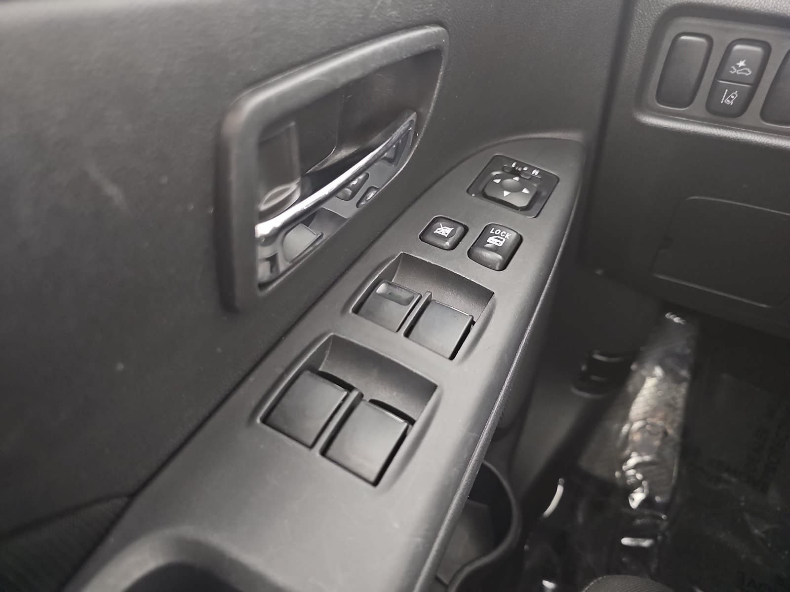 Used 2024 Mitsubishi Outlander Sport ES AWD/4WD image 26