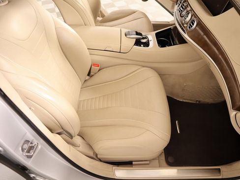 Used 2019 Mercedes-Benz S 560 Sedan image 13