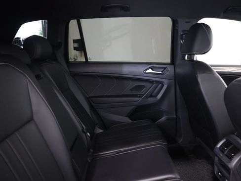Used 2022 Volkswagen Tiguan SE R-Line FWD image 24
