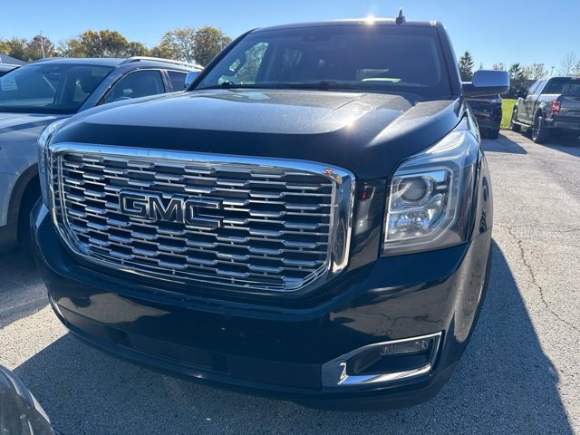 Used 2019 GMC Yukon XL Denali w/ Denali Ultimate Package AWD/4WD image 9
