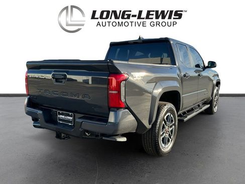 Used 2025 Toyota Tacoma SR5 image 7