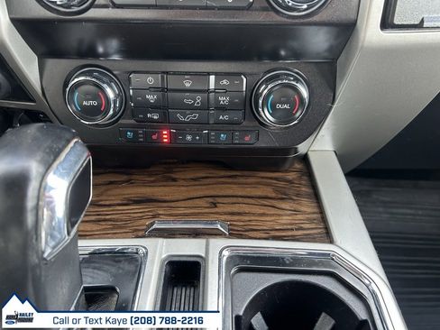 Used 2020 Ford F150 Lariat image 31