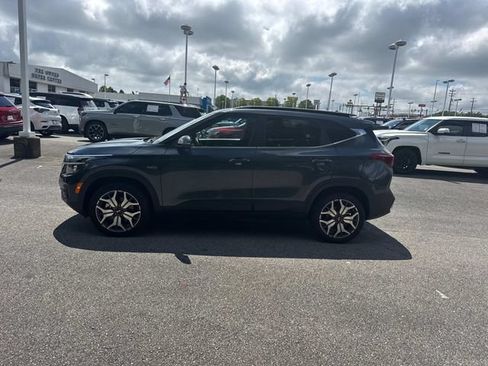 Used 2021 Kia Seltos S AWD/4WD image 9