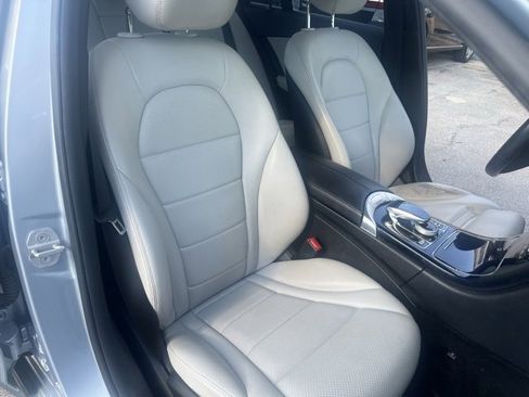 Used 2016 Mercedes-Benz C 300 4MATIC Sedan image 30