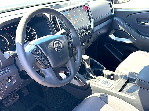 New 2026 Nissan Frontier SV w/ SV Convenience Package image 9