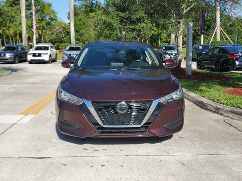 Certified 2020 Nissan Sentra SV FWD image 2