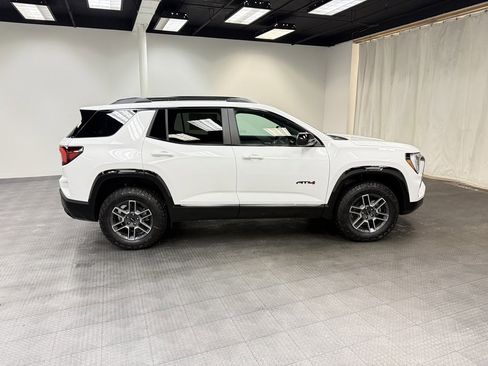 New 2026 GMC Terrain AT4 w/ LPO, Black Badging Package image 7