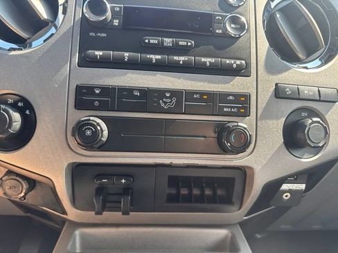 Used 2013 Ford F250 XLT w/ Chrome Pkg AWD/4WD image 17