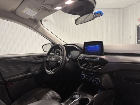 Used 2023 Ford Escape Active w/ Cold Weather Package image 15