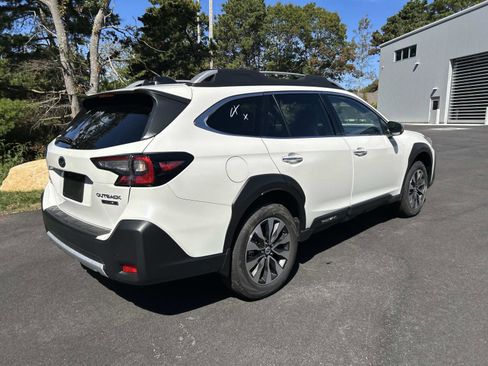 New 2025 Subaru Outback Touring image 3