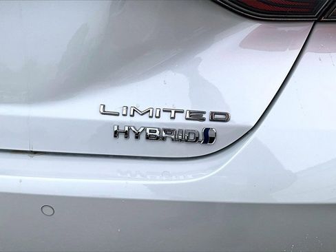 Certified 2022 Toyota Avalon Limited image 24