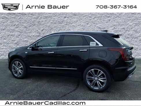 New 2025 Cadillac XT5 Premium Luxury image 8