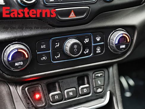 Used 2019 GMC Terrain SLE w/ Driver Convenience Package image 21