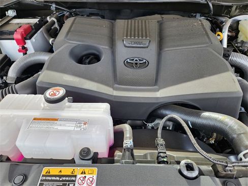 New 2025 Toyota Tundra SR5 image 20