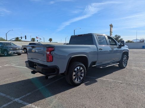 Used 2024 Chevrolet Silverado 2500 Custom w/ Custom Value Package image 4