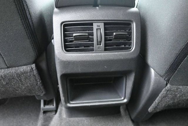 Used 2024 Nissan Rogue S AWD/4WD image 36
