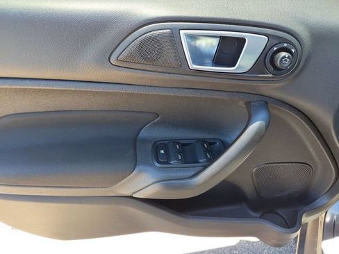 Used 2015 Ford Fiesta SE FWD image 14