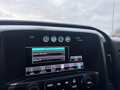 Used 2018 Chevrolet Silverado 1500 LTZ Z71 image 27