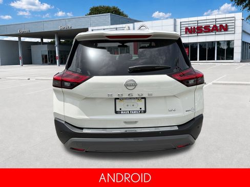 Certified 2023 Nissan Rogue SV FWD image 5