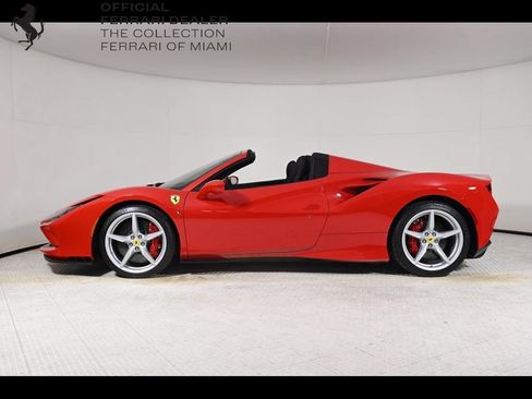 Certified 2022 Ferrari F8 Tributo RWD image 7
