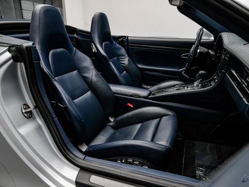 Used 2015 Porsche 911 Turbo S image 50