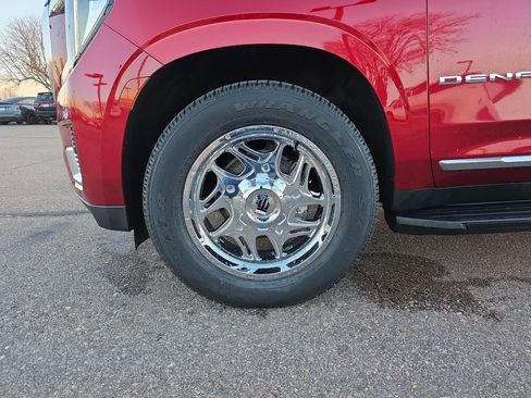 Used 2021 GMC Yukon Denali image 27