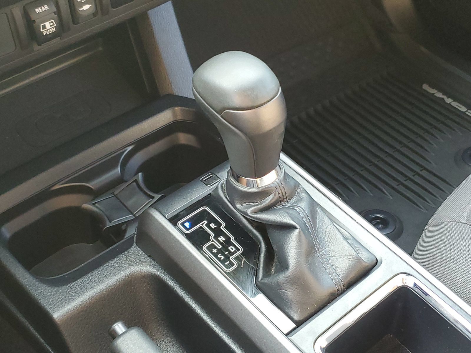 Certified 2018 Toyota Tacoma TRD Sport AWD/4WD image 30